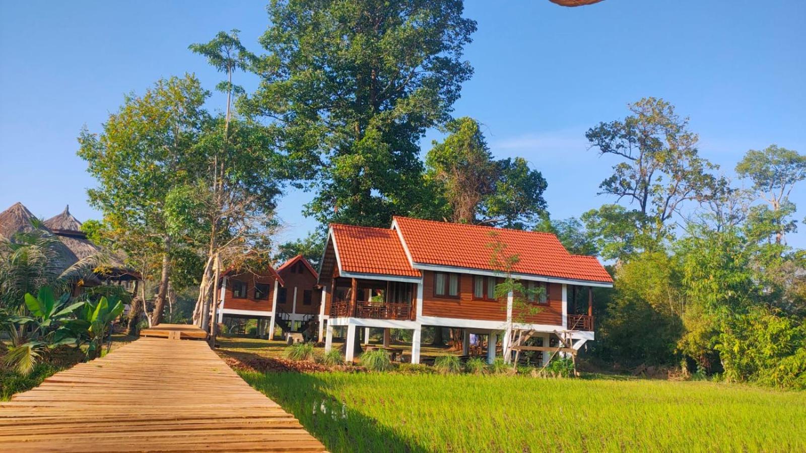 Bolaven Garden Bungalow And Tent - Tad Lo Ban Kiangtat Екстер'єр фото